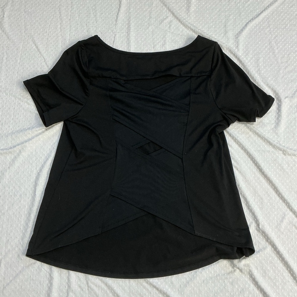 LIVI ACTIVE Lane Bryant Top Shirt Open Back Zig Zag Size 14/16 14 16 Black